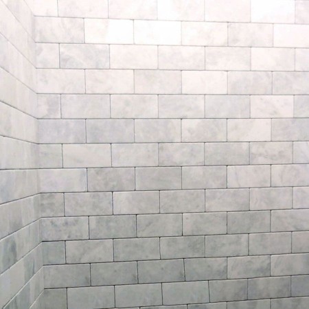 cegielka-marmur-royal-white-bebnowany-15x7-5x1-cm (3).jpg