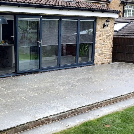 plytki-wapien-grey-limestone-bebnowane-60x60x2-2-cm (2).jpg