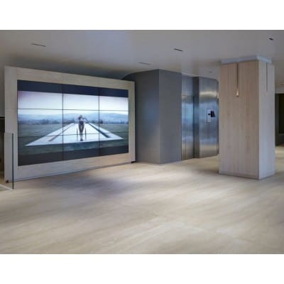 fliesen-gross-formatige-travertin-beige-laminam-saloni-naturali-travertino-navona-bocciardato-5-100x300 (1).jpg