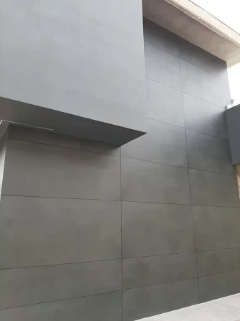 ExternalFacade-KeytelOffices-Italy7 (1).webp